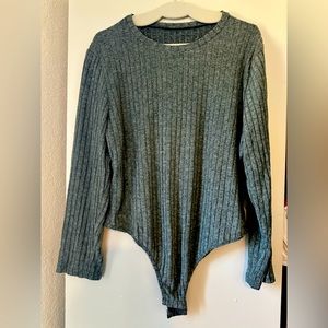 Longsleeve Bodysuits- NEVER WORN
